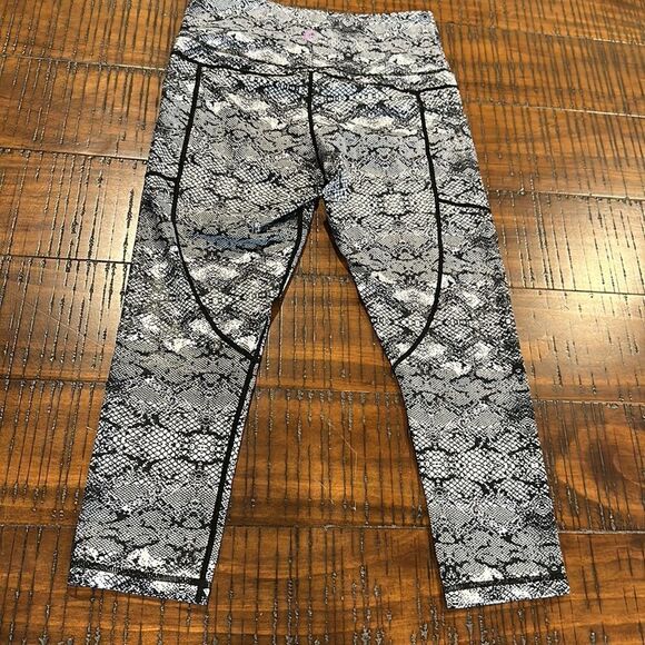 Zyia metallic snakeskin cobra light & tight 6-8 black white leggings activewear - Picture 6 of 8